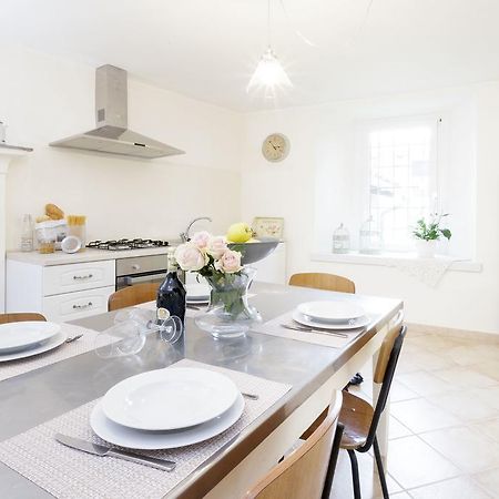 Rose Suite Apartments Roppolo 外观 照片